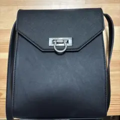HARE ショルダーバッグ ブラックのサムネイル