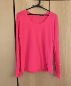 UNDER ARMOUR ピンク 長袖Tシャツ MD