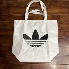 adidas ロゴ エコバッグ トートホワイト　日本限定