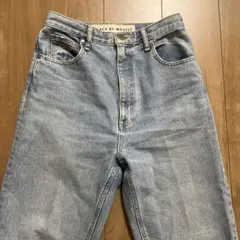 【BLACK BY MOUSSY】サイズ25 デニム　ジーンズ　ストレートのサムネイル