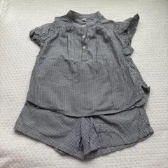UNIQLO 110 記名塗り潰しあり　セットアップ　色褪せ感少しありのサムネイル