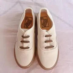 新品、未使用　Dalalou キッズスニーカー クリーム　19cm