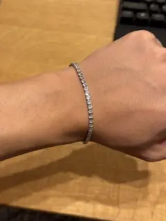 モアサナイトのブレスレット