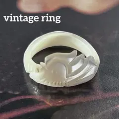 レア【白蝶貝のくり抜きリング✤鳥の彫刻②】ヴィンテージリング マザーオブパール