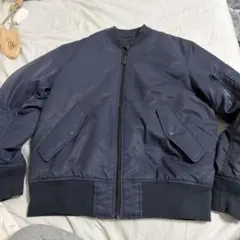 UNIQLO ダークブルー ジャンパー