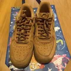 NIKE AIR FORCE 1 ブラウン スニーカー