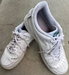 NIKE AIR FORCE 1のサムネイル