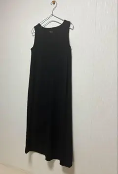 evameva カットソーノースリーブワンピースのサムネイル