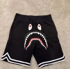 A Bathing Ape シャーク ショートパンツ ブラック L値下げ⭕️