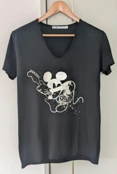 UNIQLO UT Disnyコラボ ロックT