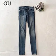 【ジーユー】ウルトラストレッチスキニージーンズ（S)シンプル カジュアル