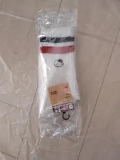 未使用品／サンリオ ハローキティ ソックス 23-25cm