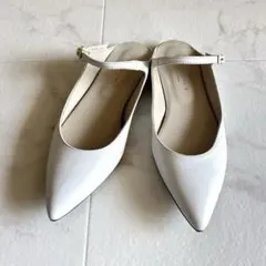 美品✨コルソローマノーヴェ ナッパレザー ストラップ パンプス フラットシューズのサムネイル