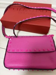 ヴァレンティノ　Valentino ロックスタッズ　ミニバッグのサムネイル