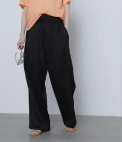 ブラック ワイドパンツ