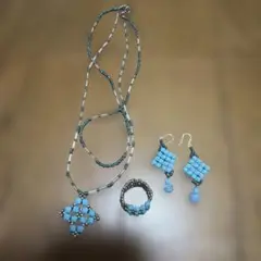 ビーズアクセサリー 3点セット ネックレス リング ピアス