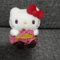 ハローキティ　制服　マスコット