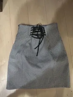 ingniチェック柄タイトスカート レースアップ服