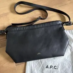 あこちゃん様専用　A.P.C. ブラック レザー ショルダーバッグ