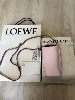ロエベ　スマホショルダー　loeweのサムネイル
