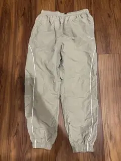 UMBRO アンブロナイロンパンツ サイズL ベージュ