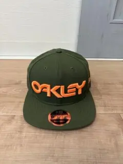 ニューエラ　オークリー　キャップ　9fifty カーキ