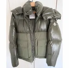 MONCLER モンクレール モントリオールジュボット