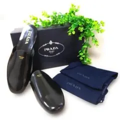 ◾️PRADA 黒 レザー スリッパ 箱付き　新品未使用　24awランウェイ商品のサムネイル