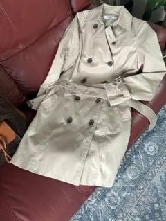 美品訳アリ ★ナチュラルビューティーベーシック /トレンチコート春コート★S