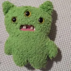 FUGGLER ファグラー マスコット ぬいぐるみ グリーン 三つ目モンスター