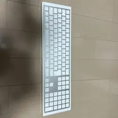 ホワイト　magic keyboard