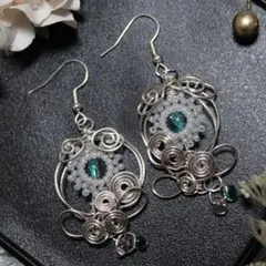 【最終値下げ】ハンドメイド スワールデザイン ピアス (No.25)