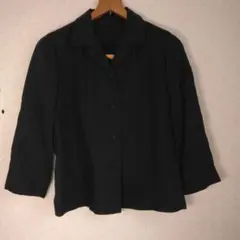 【良品】【 K.T キヨコ タカセ 】麻 ブラックジャケット　ブラウスのサムネイル