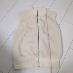 美品 GAPギャップキッズ フェイクファーベスト アイボリー 150