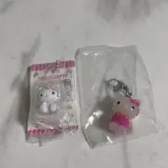 ハローキティ　パッケージミニチュアコレクション　めじるしアクセサリー　２点セット