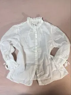 【agnes b.】フリル付きホワイトシャツ