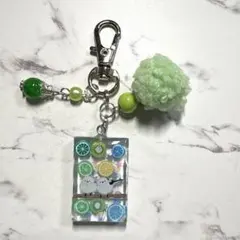 6990☆ シマエナガ　キーホルダー　チャーム　レジン　ハンドメイド