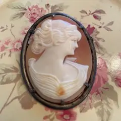 イタリア　アンティーク　シェルカメオ　ペンダントトップ　ブローチ　ネックレス