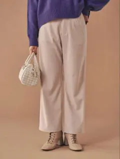 COHINA コーデュロイセミフレアパンツ