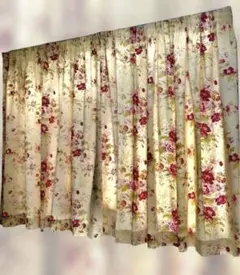 【最終お値下げ】Laura Ashley いちごプリント ドレープカーテン 最終お値下げ】Laura Ashley いちごプリント ドレープカーテン