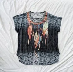 大人カジュアル 半袖チュニック 羽根 プリント ラインストーン ブラック グレー