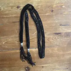 黒いビーズのロングネックレス タッセル付き