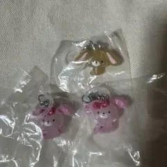 サンリオ　ゆるっとめじるしアクセサリー　くろうさ　ぼんぼんりぼん