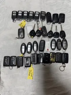 イ*ト様 キーレスリモコン。トヨタ、ホンダ、日産、レクサス車に対応。 キーレスリモコン。トヨタ、ホンダ、日産、レクサス車に対応。 - メルカリ