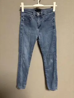 ユニクロ レディース ハイライズスキニーアンクルジーンズ 青 24 USED品