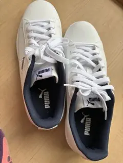 PUMA スニーカー ホワイト/ネイビー 最終お値下げ本日まで‼️