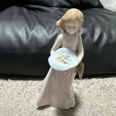 リヤドロ Lladro 少女シンディ - メルカリ