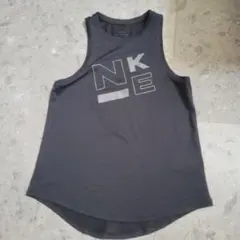 NIKEタンクトップ