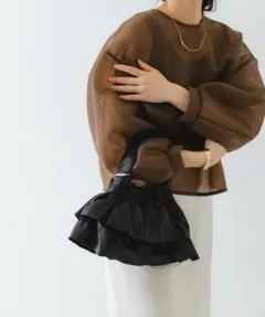 フリル メタリック　ミニバッグ