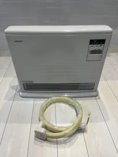 ひろ　コロナ温水ルームヒーター　14畳　2005年製 ひろ コロナ温水ルームヒーター 14畳 2005年製 株式会社コロナ